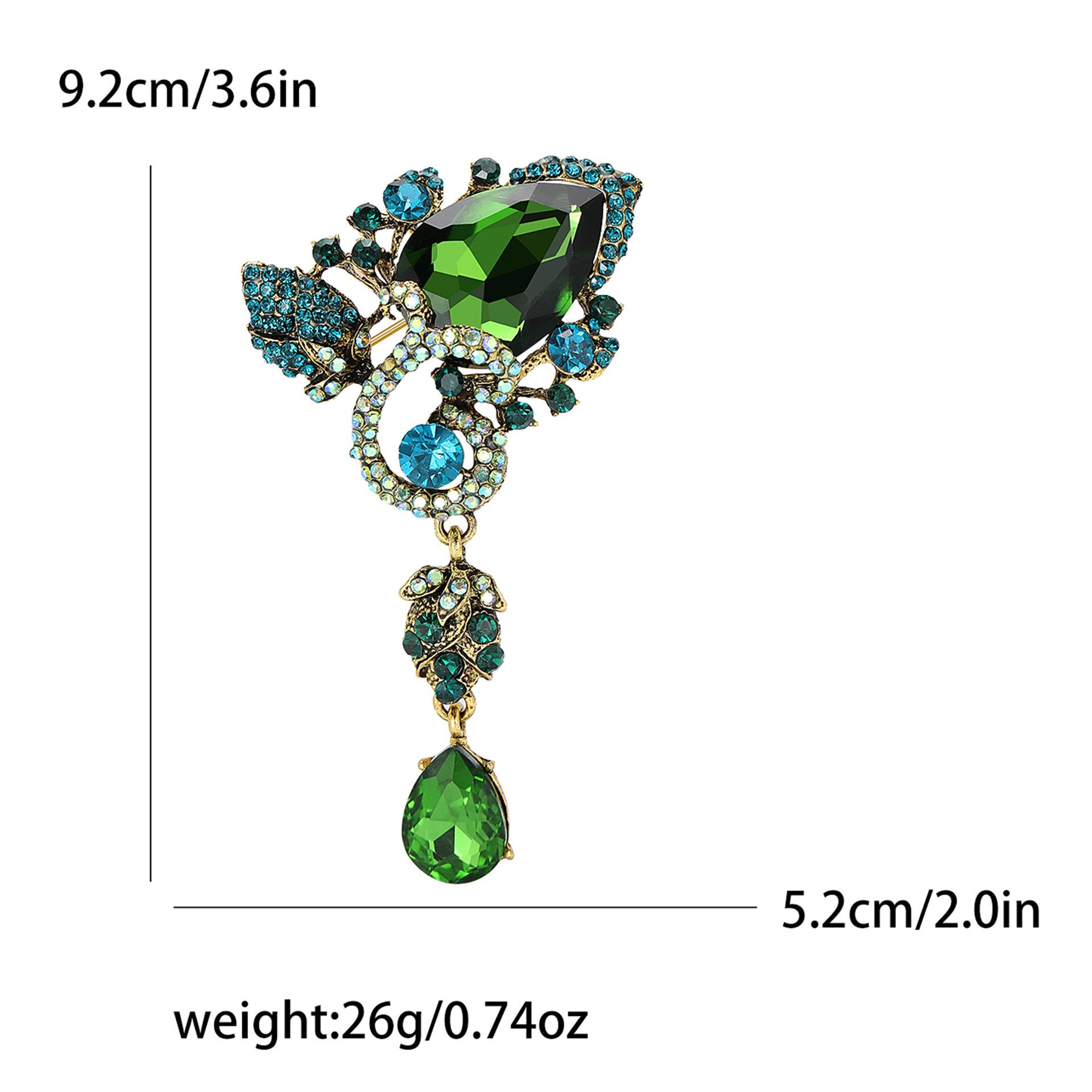 Творча особистість, сплав, стрази, краплі води, скляна брошка, модний жіночий одяг, корсаж, ювелірна шпилька
Творча особистість, сплав, стрази, краплі води, скляна брошка, модний жіночий одяг, корсаж, ювелірна шпилька