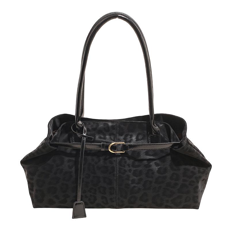 Leisure Large-capacity Fashionable Underarm Bag, Retro Single-shoulder Handbag Tote Bag style 1 чёрный
Leisure Large-capacity Fashionable Underarm Bag, Retro Single-shoulder Handbag Tote Bag style 1 чёрный