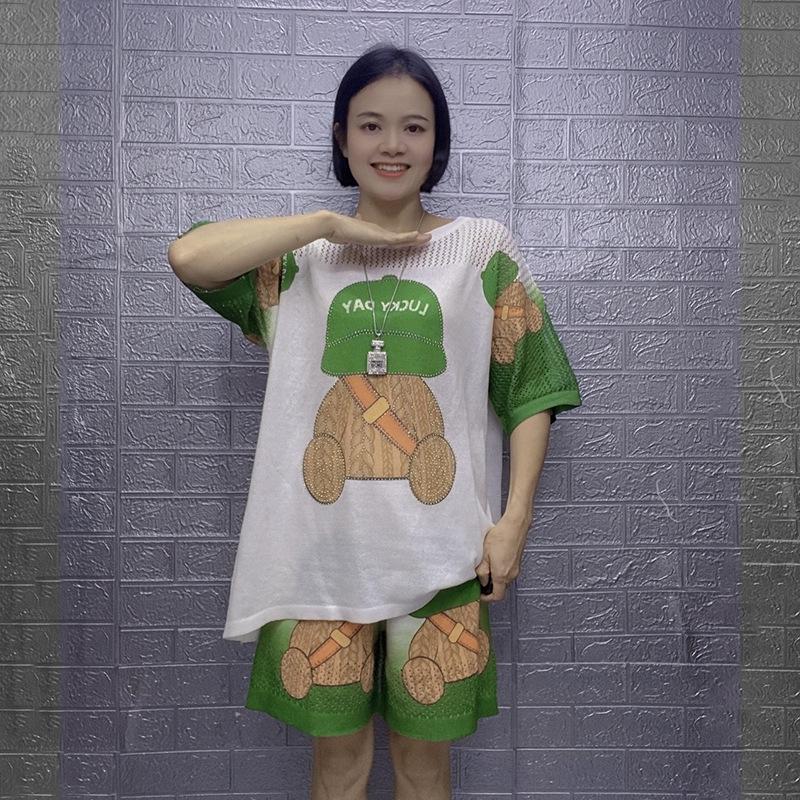Women s Summer Street Style Ice Silk Knit Two-Piece Set - Loose T-Shirt & Petite Outfit One Size
Women s Summer Street Style Ice Silk Knit Two-Piece Set - Loose T-Shirt & Petite Outfit One Size