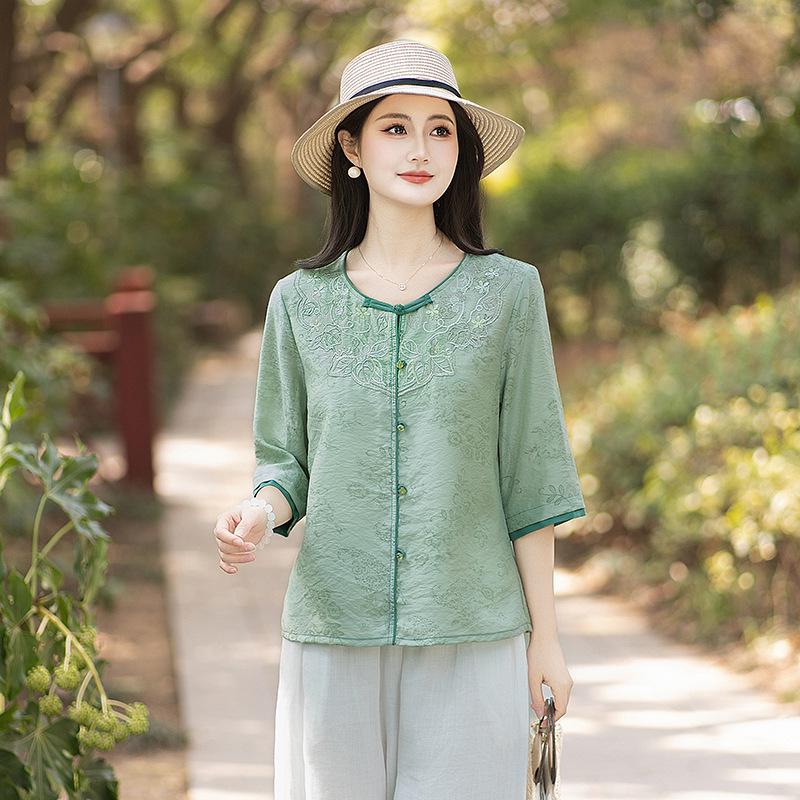 Retro Chinese-Inspired Artistic Summer Shirt for Middle-Aged Women—Stylish, Loose, and Slimming Cheongsam Button Top. 3XL (suitable for 130-140 jin)
Retro Chinese-Inspired Artistic Summer Shirt for Middle-Aged Women—Stylish, Loose, and Slimming Cheongsam Button Top. 3XL (suitable for 130-140 jin)
