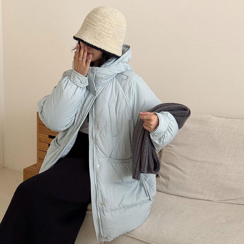 Устойчивая к холоду куртка Senior Sense Sweet Medium и Long для женщин 2024 года, новая модная теплая белая куртка на утином пуху S светло-синий
Устойчивая к холоду куртка Senior Sense Sweet Medium и Long для женщин 2024 года, новая модная теплая белая куртка на утином пуху S светло-синий