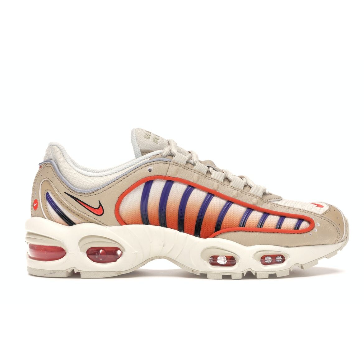 Кроссовки унисекс Nike Air Max Tailwind 4 Desert Ore Tan Team-Orange-Campfire-Orange AQ2567-200
Кроссовки унисекс Nike Air Max Tailwind 4 Desert Ore Tan Team-Orange-Campfire-Orange AQ2567-200