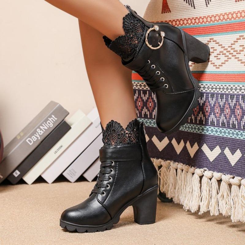 Large size metal buckle fashion women s boots autumn and winter lace lace rear zipper cross strap women s boots 35 чёрный
Large size metal buckle fashion women s boots autumn and winter lace lace rear zipper cross strap women s boots 35 чёрный