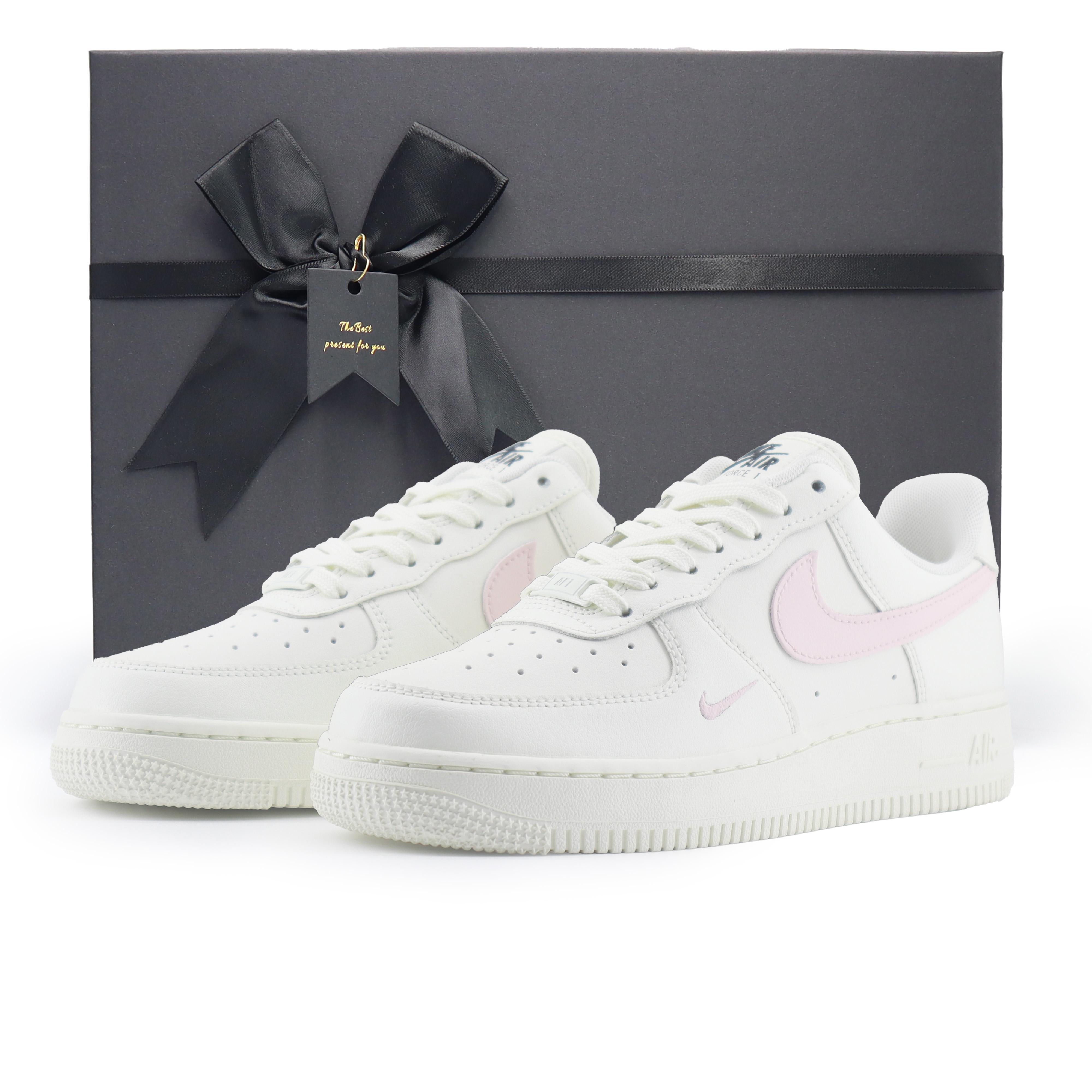 Nike Air Force 1 Double Hook Air Force Abrasion Resistant Lightweight Low top Skateboard Shoes Women s White Pink HF1058-133(Team448-BOX) 38.5
Nike Air Force 1 Double Hook Air Force Abrasion Resistant Lightweight Low top Skateboard Shoes Women s White Pink HF1058-133(Team448-BOX) 38.5