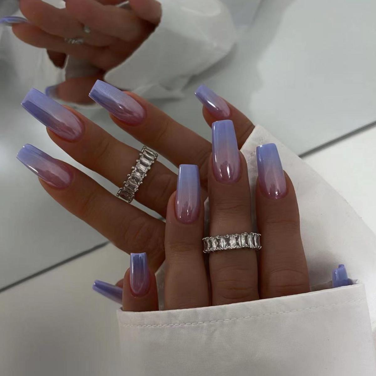 Light Blue Gradient French Nails: Electroplated, Sweet, Handmade, Cool Personality Tips
Light Blue Gradient French Nails: Electroplated, Sweet, Handmade, Cool Personality Tips