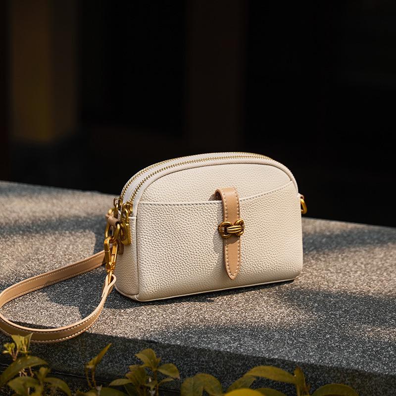 Женская сумка для мобильного телефона из воловьей кожи с верхним слоем (18,5*6,5*14 см) 612420142 белый
Женская сумка для мобильного телефона из воловьей кожи с верхним слоем (18,5*6,5*14 см) 612420142 белый