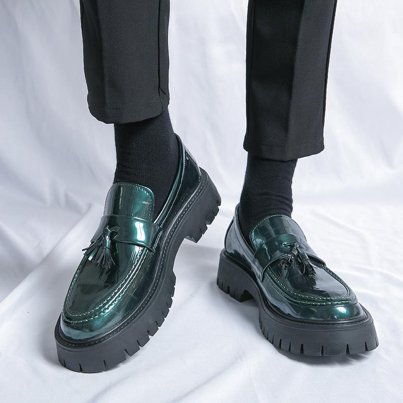 2025 spring and autumn men s new leather shoes size 38-46 big head shoes large size thick-soled leather shoes 38 чёрный
2025 spring and autumn men s new leather shoes size 38-46 big head shoes large size thick-soled leather shoes 38 чёрный