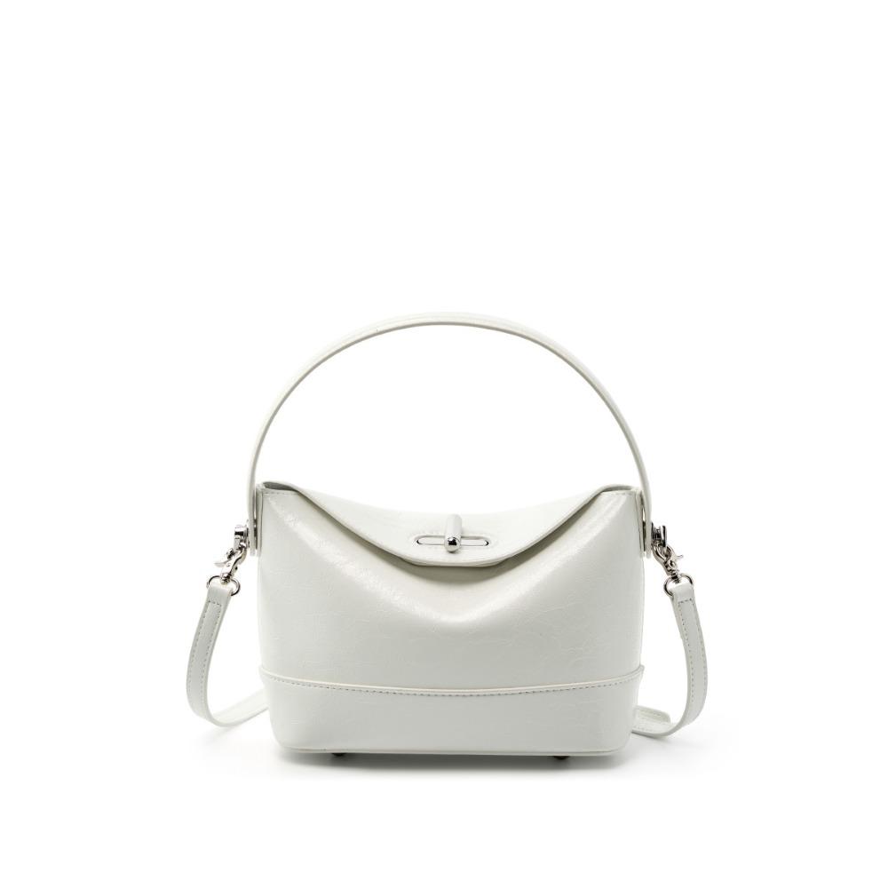 New High-end Versatile Shoulder Handbag Cowhide Bucket Bag
New High-end Versatile Shoulder Handbag Cowhide Bucket Bag
