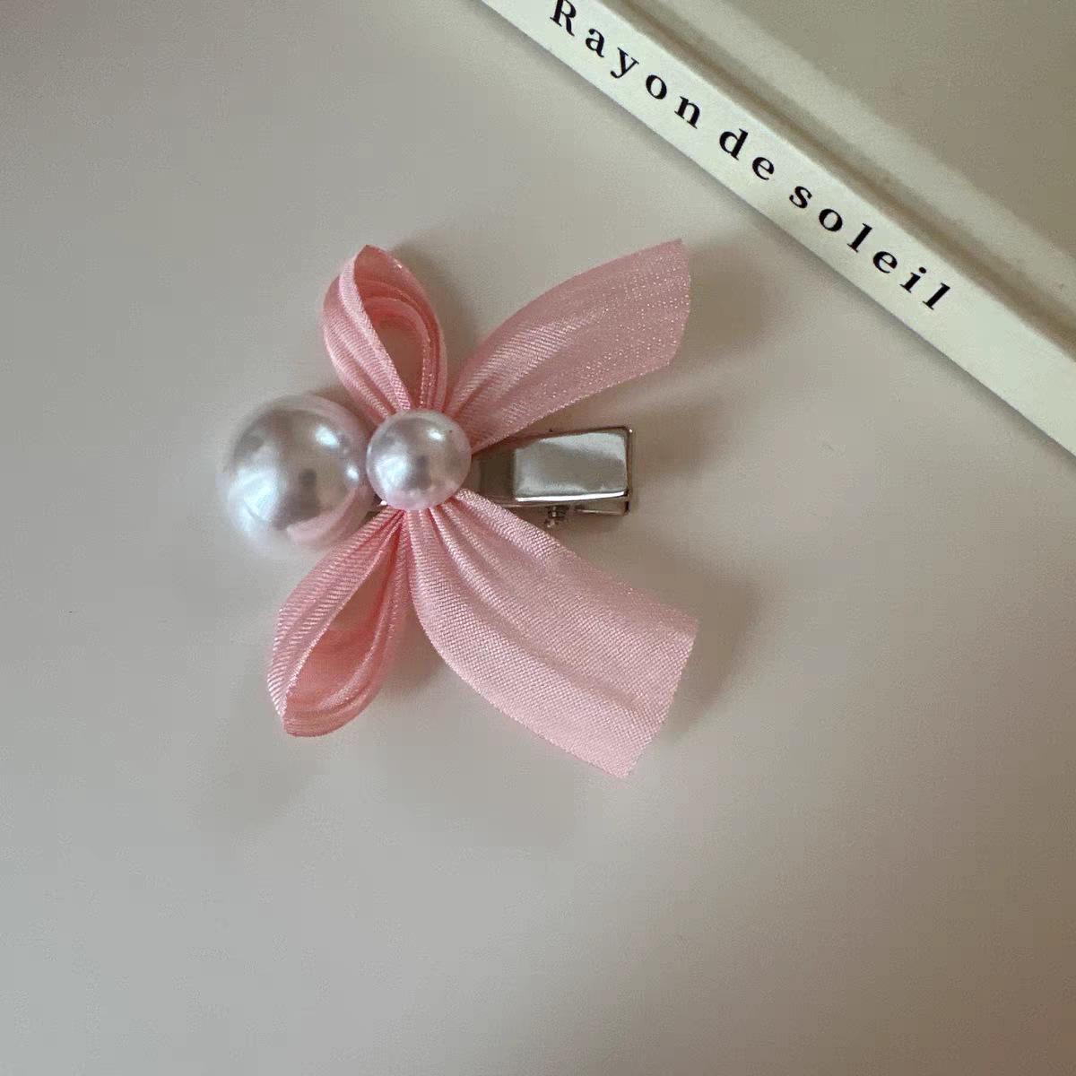 Заколка для волос Milky Holiday Peach Tea Pearl: Женская принцесса боковая челка клипса
Заколка для волос Milky Holiday Peach Tea Pearl: Женская принцесса боковая челка клипса