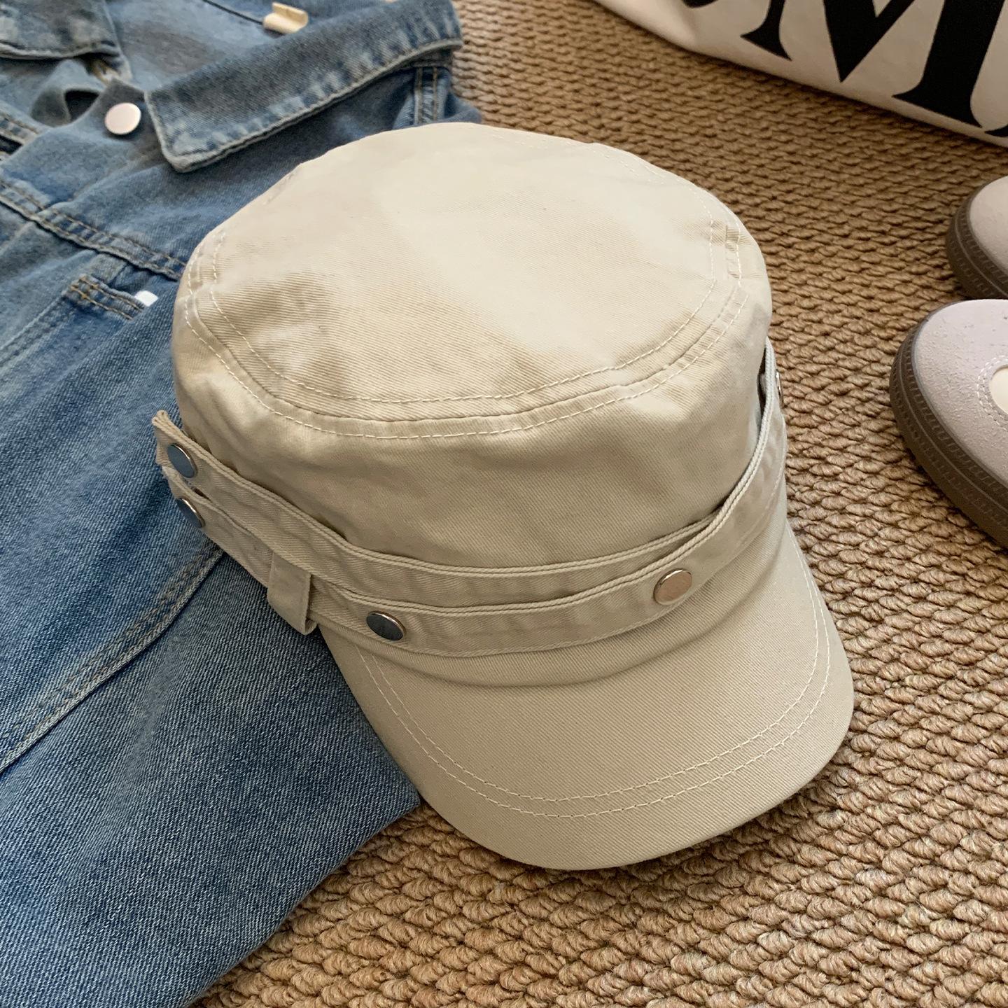 American retro old rivet flat top cap women s high-end temperament casual versatile face small equestrian hat M(56-58cm)
American retro old rivet flat top cap women s high-end temperament casual versatile face small equestrian hat M(56-58cm)