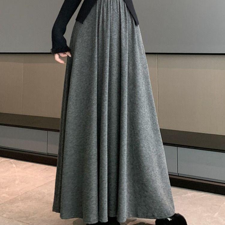 Gray A-line Midi Skirt for Women - Solid Color, Elastic Waist, Versatile, Slimming, and Flattering for Autumn and Winter One Size темно-сірий
Gray A-line Midi Skirt for Women - Solid Color, Elastic Waist, Versatile, Slimming, and Flattering for Autumn and Winter One Size темно-сірий