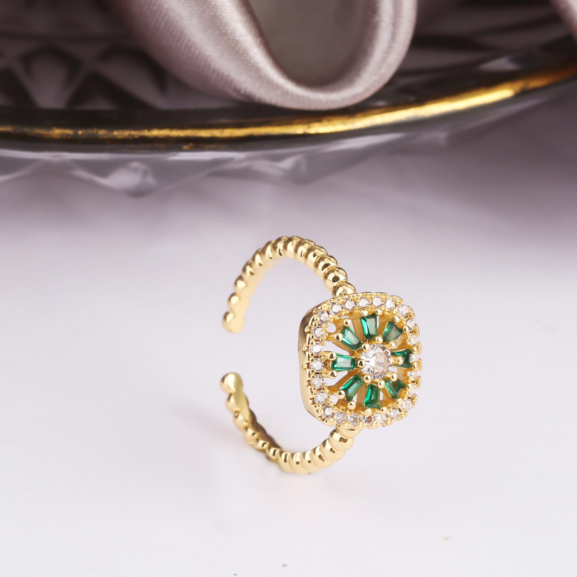 Trendy Shiny Zircon Square Rings For Women Minimalist Aesthetic Open Adjustable Female Dinner Party Charming Zircon Gifts resizable зелений
Trendy Shiny Zircon Square Rings For Women Minimalist Aesthetic Open Adjustable Female Dinner Party Charming Zircon Gifts resizable зелений