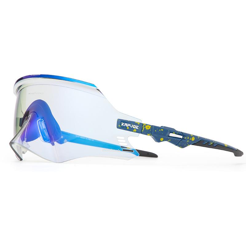 Cycling glasses, sunglasses, running, mountain biking, hiking goggles.
Cycling glasses, sunglasses, running, mountain biking, hiking goggles.