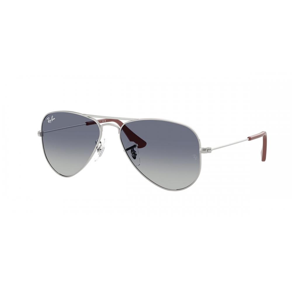Детские солнцезащитные очки Ray Ban Junior Pilot Rj9547s 212 4l Silver/50-13-120
Детские солнцезащитные очки Ray Ban Junior Pilot Rj9547s 212 4l Silver/50-13-120
