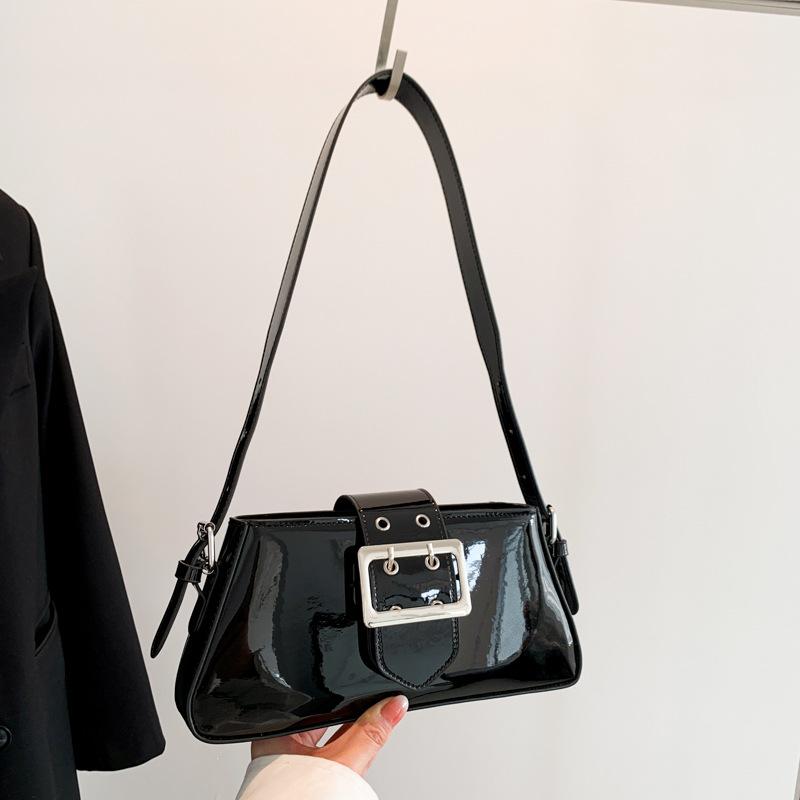 Silver Shoulder Bags for Women Spring Y2K Small Purse Glossy PU Leather Luxury Brand Female Underarm Handbags Pink
Silver Shoulder Bags for Women Spring Y2K Small Purse Glossy PU Leather Luxury Brand Female Underarm Handbags Pink