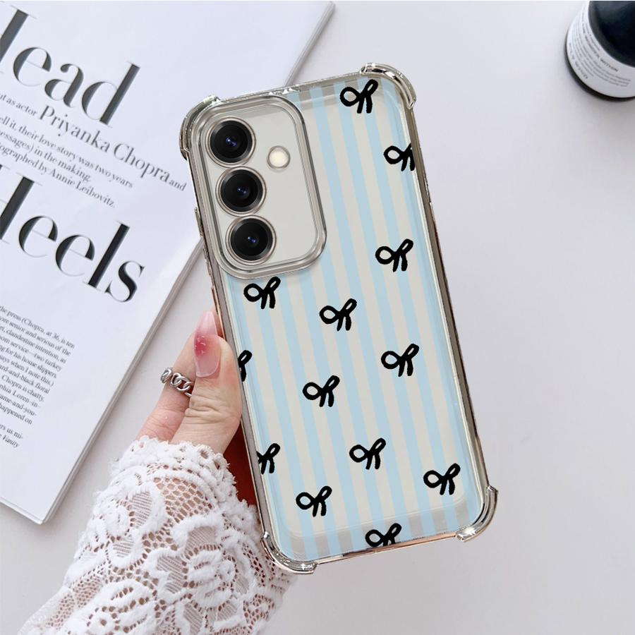 Fashion Striped Bow Phone Cover Case for Samsung Galaxy A15 A52 A17 A24 A26 A16 A25 A13 A35 A36 A33 A21s Galaxy A14
Fashion Striped Bow Phone Cover Case for Samsung Galaxy A15 A52 A17 A24 A26 A16 A25 A13 A35 A36 A33 A21s Galaxy A14