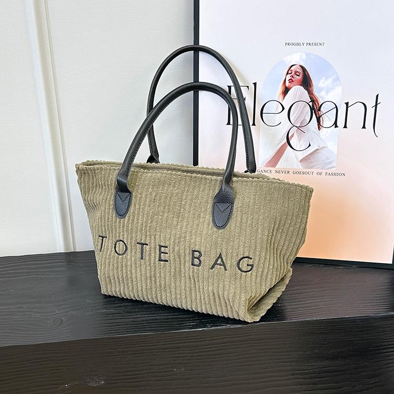 Large Capacity Corduroy Tote Bag Women s Versatile Commuter Letter Shoulder Bag Fashion Going Out Handbag Underarm Bag зелений
Large Capacity Corduroy Tote Bag Women s Versatile Commuter Letter Shoulder Bag Fashion Going Out Handbag Underarm Bag зелений
