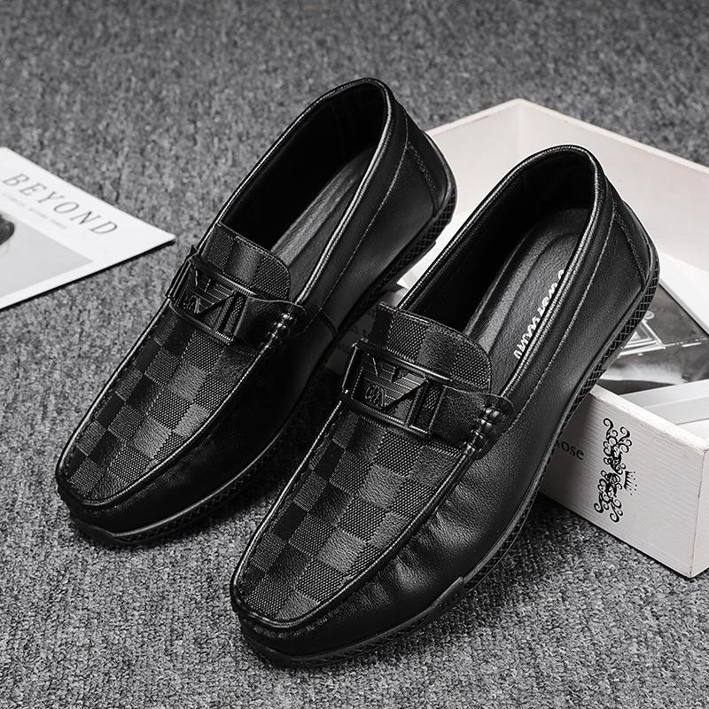 Мужские кожаные туфли деловые формальные слипоны офисные туфли элегантные повседневные туфли из мягкой кожи для мужчин JZ-5571 44 чёрный
Мужские кожаные туфли деловые формальные слипоны офисные туфли элегантные повседневные туфли из мягкой кожи для мужчин JZ-5571 44 чёрный