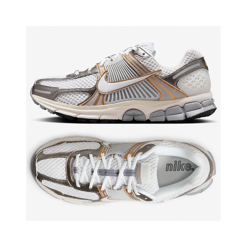 Домашний магазин Nike Кроссовки Кроссовки Zoom Bomero 5 Hj7247 099 Pna2412 Vomero 5 HJ7247099/240
Домашний магазин Nike Кроссовки Кроссовки Zoom Bomero 5 Hj7247 099 Pna2412 Vomero 5 HJ7247099/240