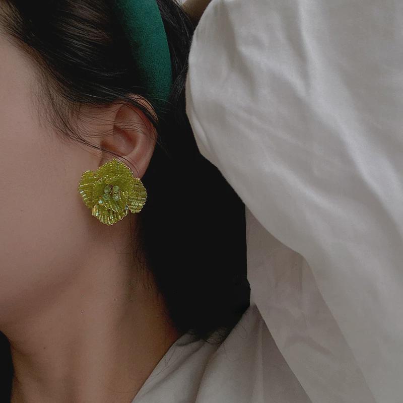 Glass bead flower stud earrings female Mori series small fresh and versatile earrings fashion light luxury earrings niche high sense
Glass bead flower stud earrings female Mori series small fresh and versatile earrings fashion light luxury earrings niche high sense