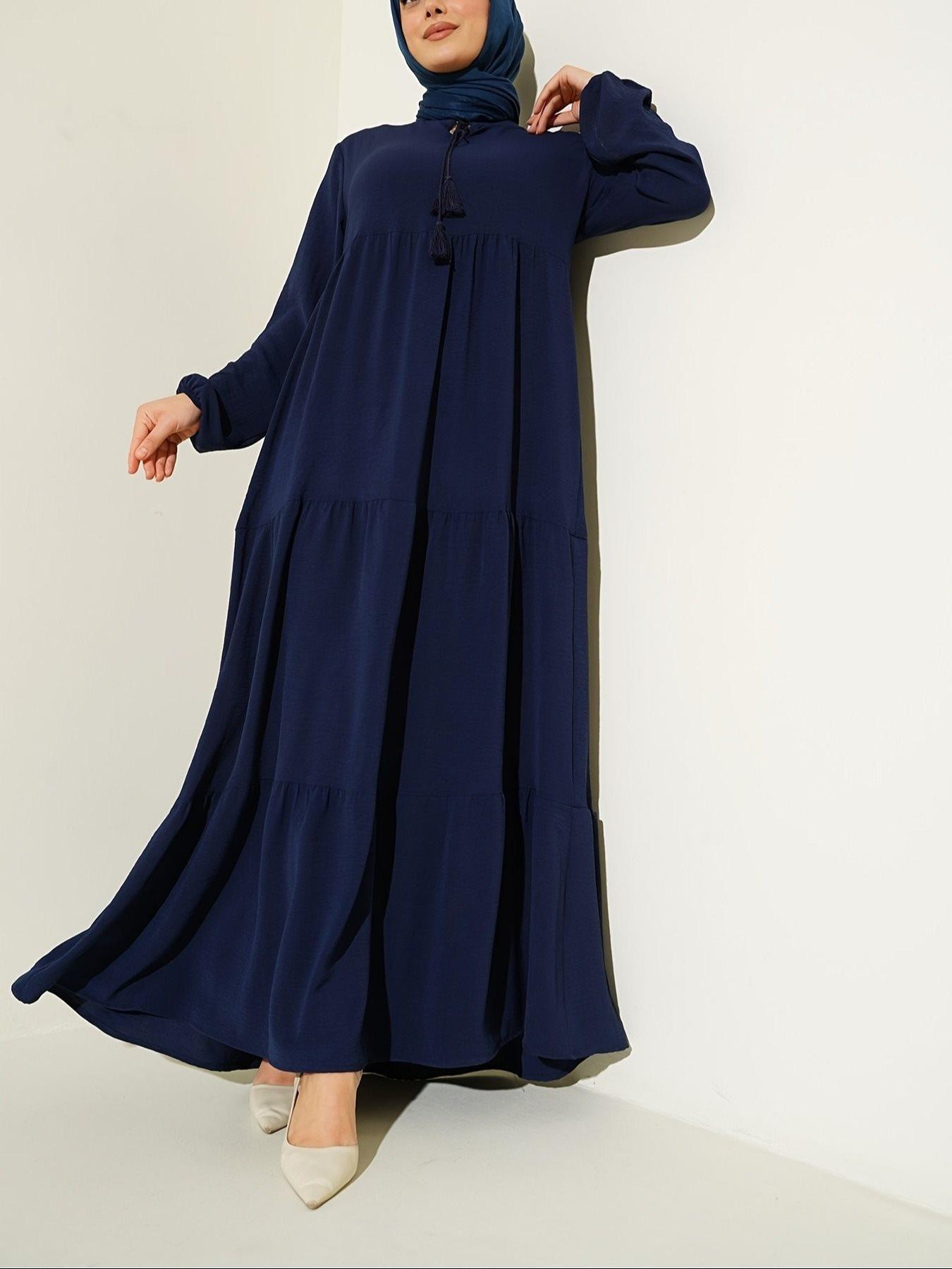 2024 Women s Autumn Patchwork Dress – Round Neck, Long Sleeve, Single-Breasted, High Waist Small темно-синього кольору
2024 Women s Autumn Patchwork Dress – Round Neck, Long Sleeve, Single-Breasted, High Waist Small темно-синього кольору