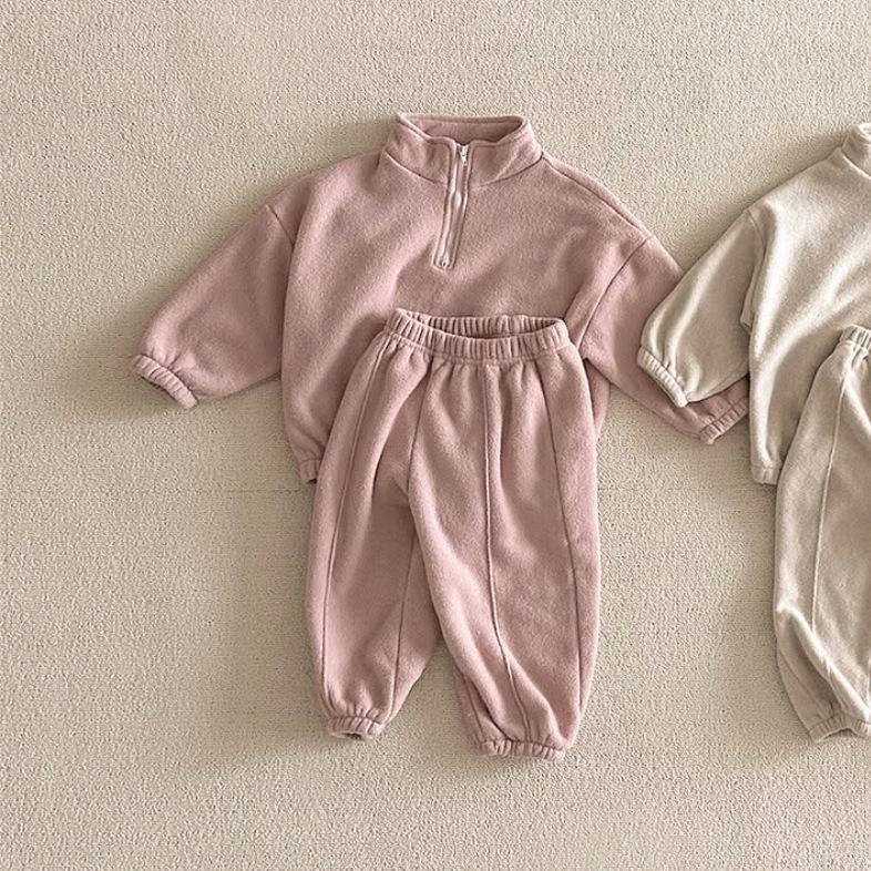 Autumn/Winter Toddler & Kids Double-Sided Fleece Stand Collar Set: Includes Long-Sleeve Top & Pants, Two-Piece Sports Casual Wear 100cm серый/фиолетовый
Autumn/Winter Toddler & Kids Double-Sided Fleece Stand Collar Set: Includes Long-Sleeve Top & Pants, Two-Piece Sports Casual Wear 100cm серый/фиолетовый