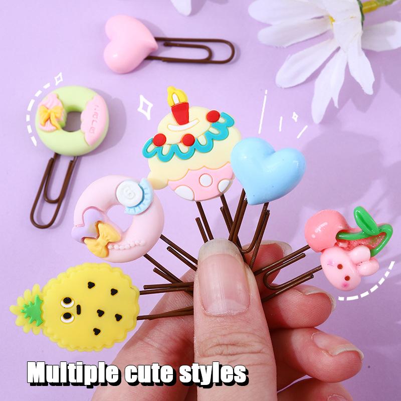 Милый мультяшный скрепка для бумаги, изогнутые булавки, креативный металлический зажим для фото, зажимы для классификации данных, закладка для файла, декоративный зажим 7
Милый мультяшный скрепка для бумаги, изогнутые булавки, креативный металлический зажим для фото, зажимы для классификации данных, закладка для файла, декоративный зажим 7