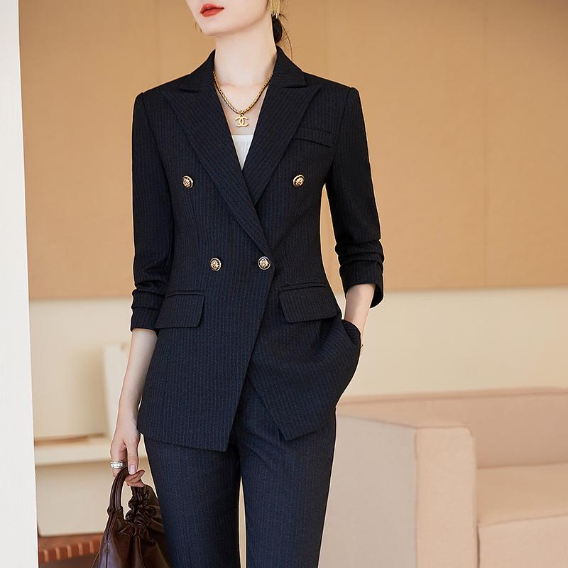 Women s Gray Suit Set: High-End Professional Formal Wear for Hotel Managers, Suitable for Spring, Autumn, and Winter S
Women s Gray Suit Set: High-End Professional Formal Wear for Hotel Managers, Suitable for Spring, Autumn, and Winter S