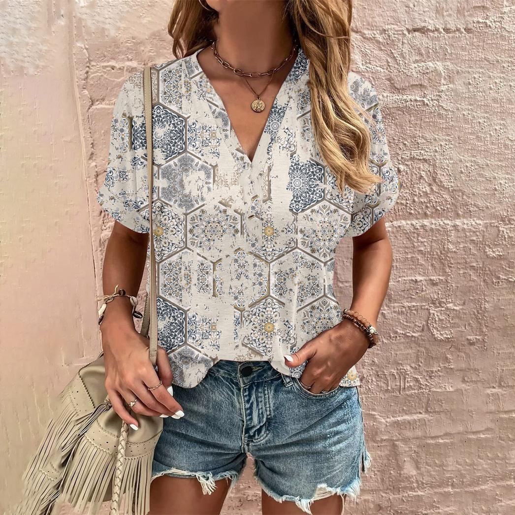 Летняя женская футболка с цветочным принтом Y2k Clothing Top Женская повседневная футболка Harajuku с V-образным вырезом Модные футболки с коротким рукавом большого размера 8XL
Летняя женская футболка с цветочным принтом Y2k Clothing Top Женская повседневная футболка Harajuku с V-образным вырезом Модные футболки с коротким рукавом большого размера 8XL