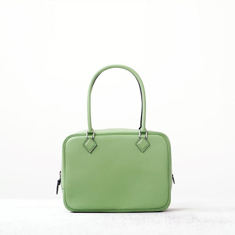Версия высокого класса Верхний слой коровьей кожи Стальная фурнитура Сумка сливового пера Натуральная кожа Сумка-тоут Маленькая квадратная сумка Легкая роскошная Портативная женская сумка 20x7x15cm зелёный
Версия высокого класса Верхний слой коровьей кожи Стальная фурнитура Сумка сливового пера Натуральная кожа Сумка-тоут Маленькая квадратная сумка Легкая роскошная Портативная женская сумка 20x7x15cm зелёный