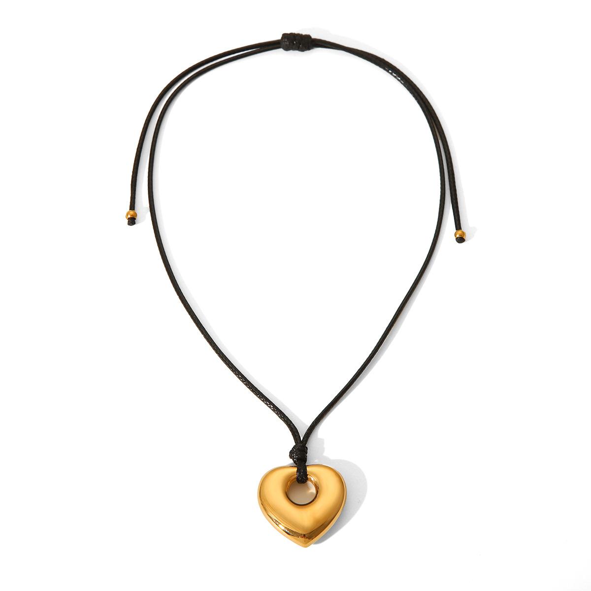 Black wax cord hollow heart stainless steel pendant necklace for women, niche high-end necklace
Black wax cord hollow heart stainless steel pendant necklace for women, niche high-end necklace