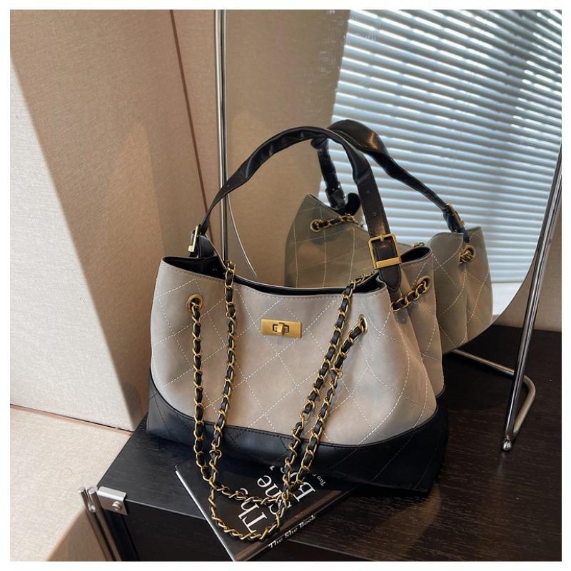 Сумка-цепочка ромбовидной формы женская большой вместимости новая летняя повседневная нишевая на плечо, мессенджер, сумка-тоут серый
Сумка-цепочка ромбовидной формы женская большой вместимости новая летняя повседневная нишевая на плечо, мессенджер, сумка-тоут серый