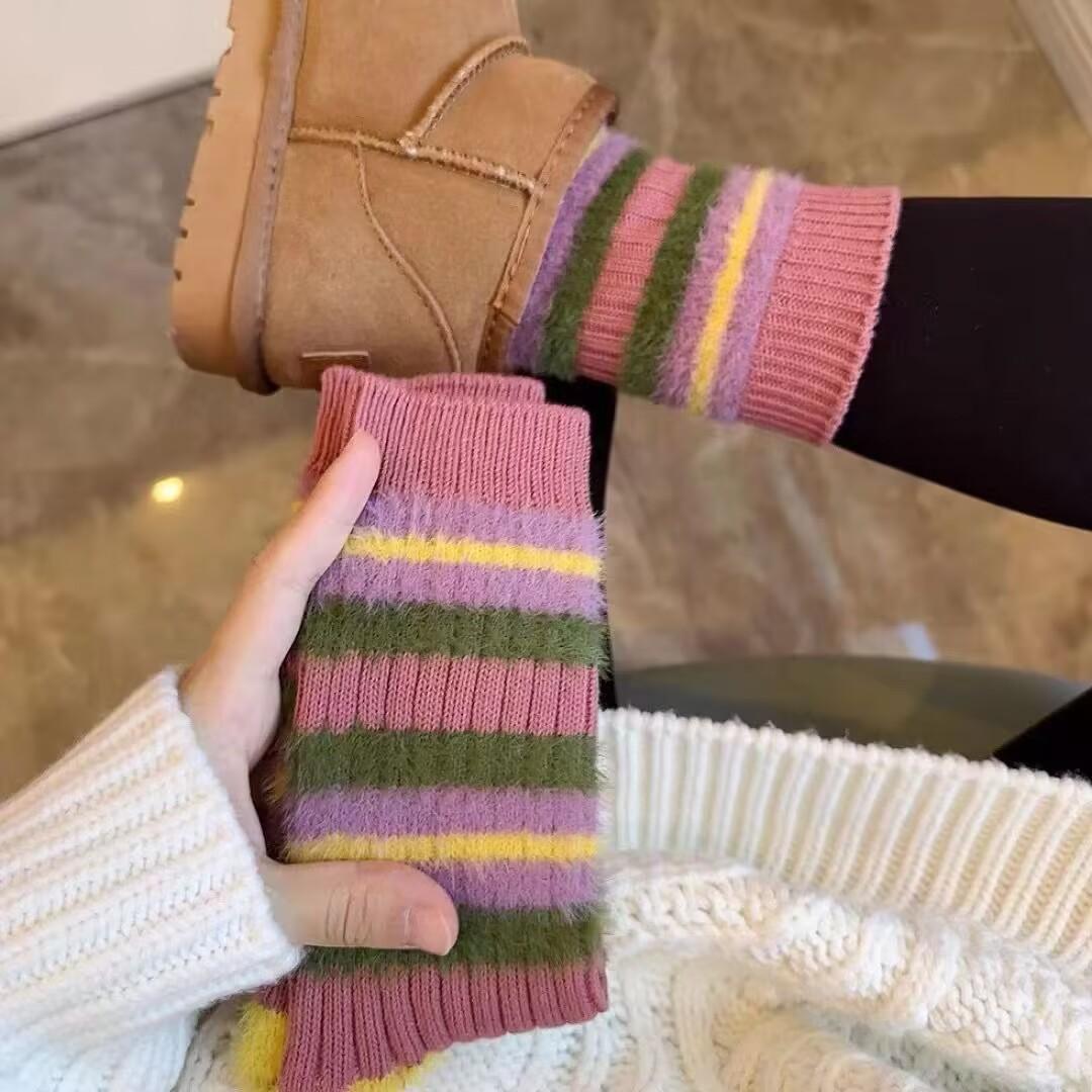 Winter thickening thick line pattern with colour matching stockings mid-calf socks outside women s warm sweat stockings One Size коричневий
Winter thickening thick line pattern with colour matching stockings mid-calf socks outside women s warm sweat stockings One Size коричневий