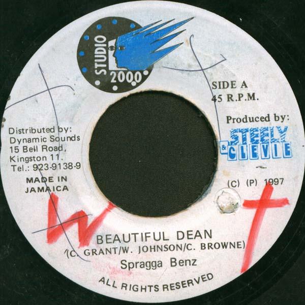 7-дюймовая пластинка SPRAGGA BENZ - Beautiful Dean NONE Studio 2000 1997 Ямайка Регги, Ска и Даб Б/У
7-дюймовая пластинка SPRAGGA BENZ - Beautiful Dean NONE Studio 2000 1997 Ямайка Регги, Ска и Даб Б/У
