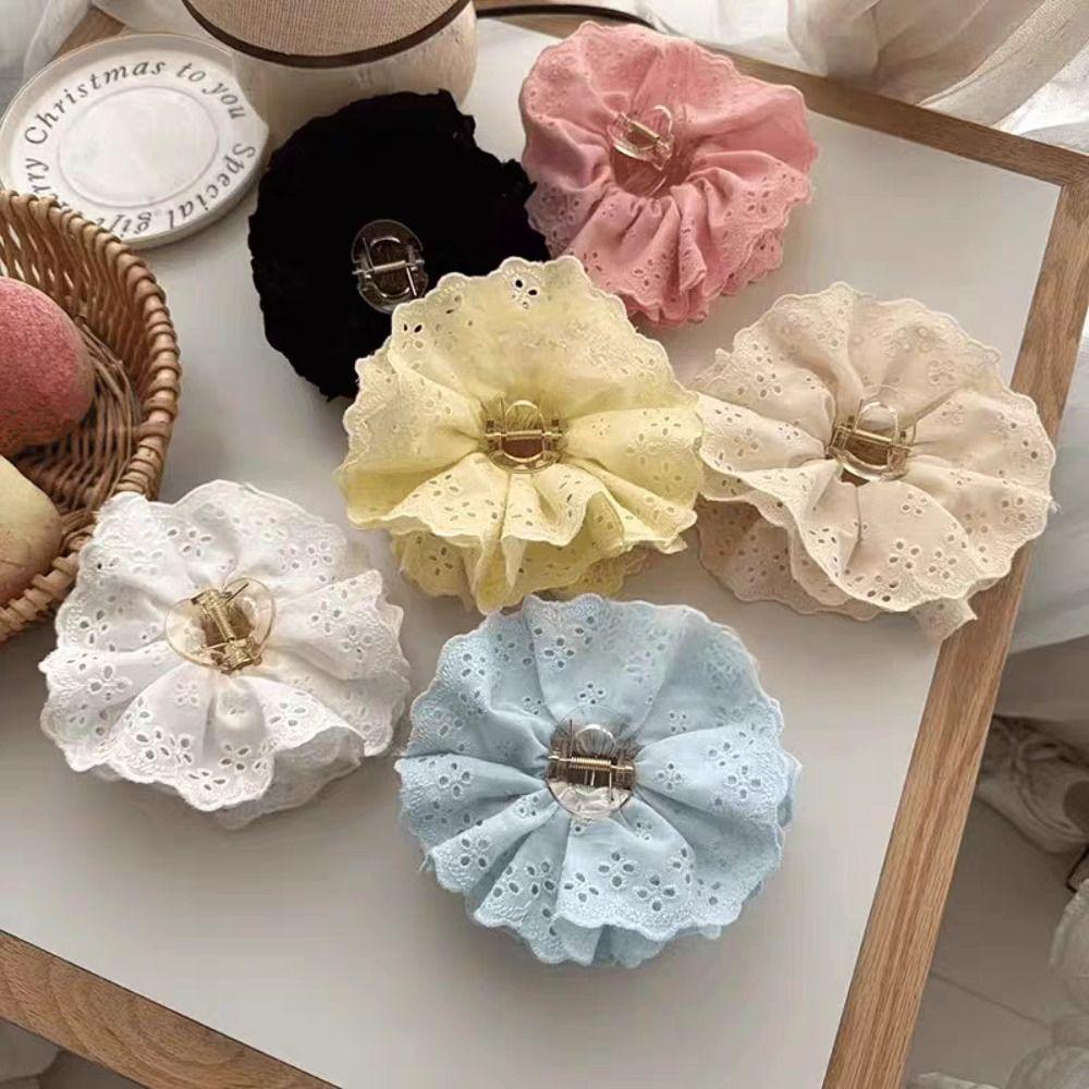 Chic Plastic Hair Scrunchies Clip Hollowed Lace lace headband Clip Elegant Hair Grasp Women
Chic Plastic Hair Scrunchies Clip Hollowed Lace lace headband Clip Elegant Hair Grasp Women