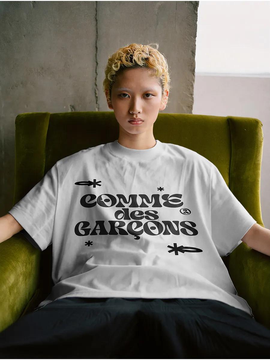Comme des Garcons T-shirt 4XL
Comme des Garcons T-shirt 4XL