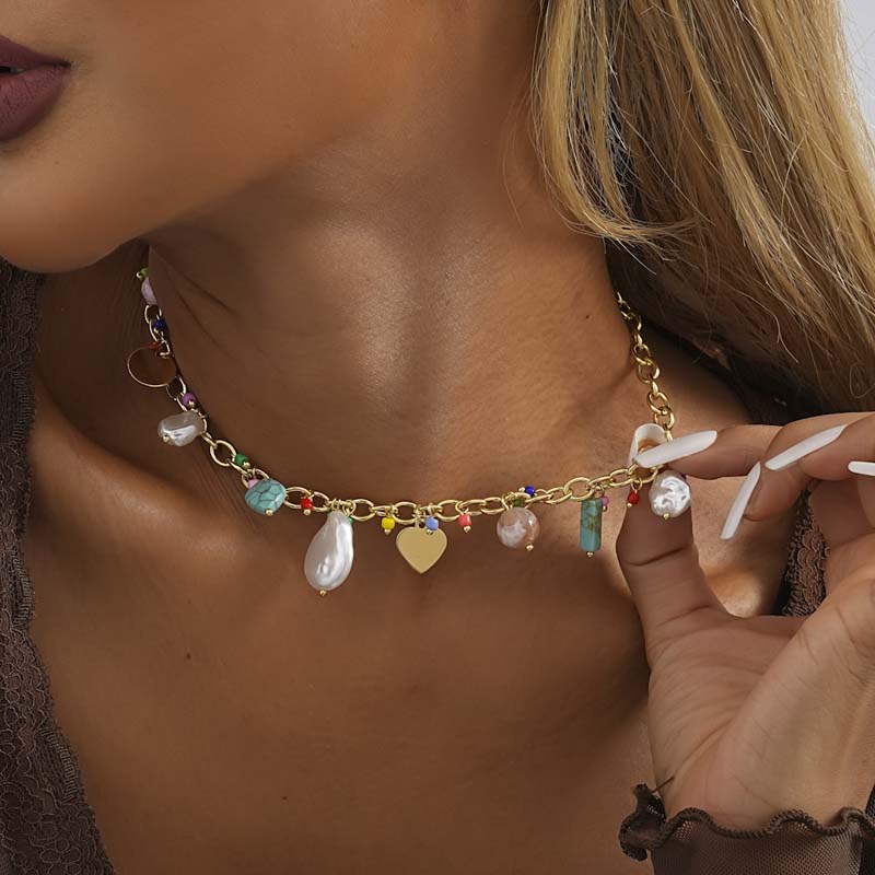Vintage Colorful Natural Stone Shell Imitation Pearl Love Pendant Necklace for Women Simple Metal Clavicle Chain Zircon Gifts
Vintage Colorful Natural Stone Shell Imitation Pearl Love Pendant Necklace for Women Simple Metal Clavicle Chain Zircon Gifts