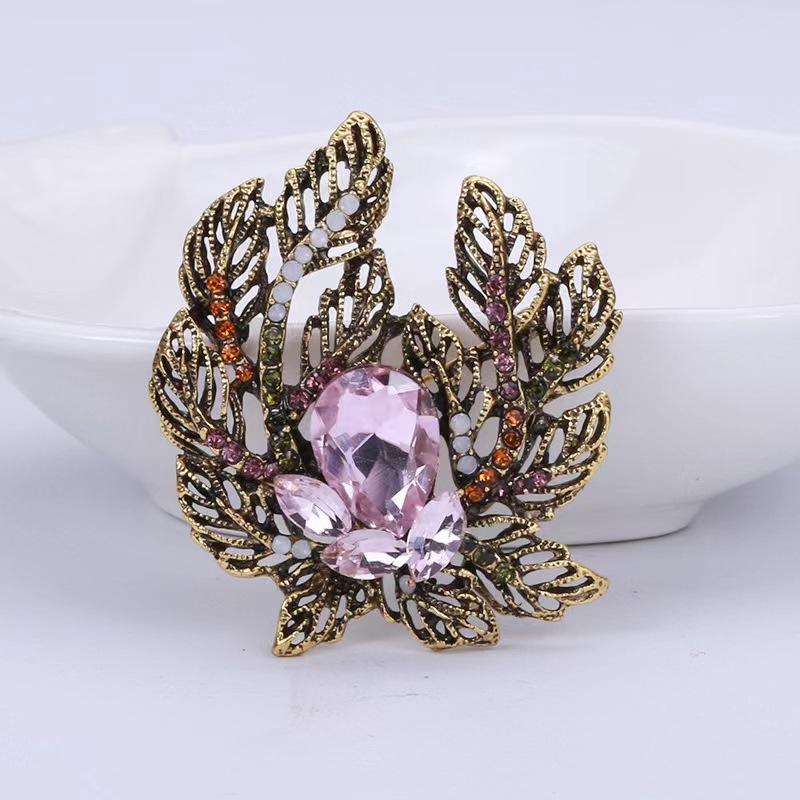 High End Diamond Inlaid Brooch, Women s High,end Feel, Chest Flower, Multifunctional Clothing Accessories One Size рожевий
High End Diamond Inlaid Brooch, Women s High,end Feel, Chest Flower, Multifunctional Clothing Accessories One Size рожевий