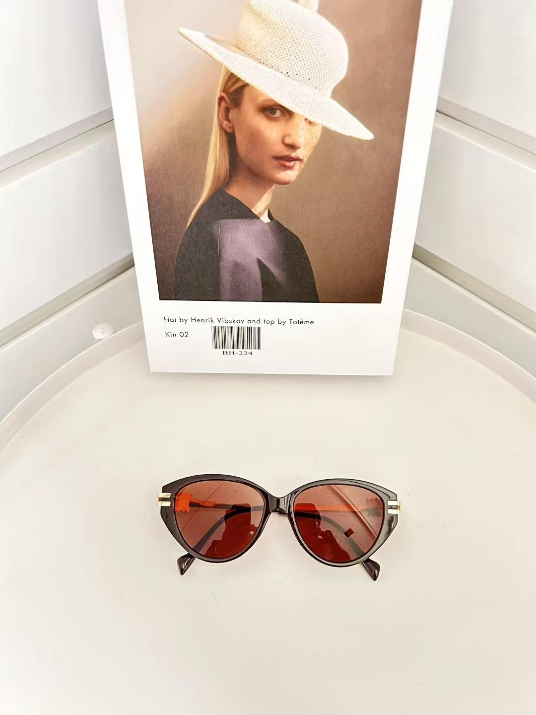 European American Style Sun Glasses designed for Woman Cat Eye Shape Anti-glare Men Sunglasses Vintage Style Designer Sunglass ladies
European American Style Sun Glasses designed for Woman Cat Eye Shape Anti-glare Men Sunglasses Vintage Style Designer Sunglass ladies