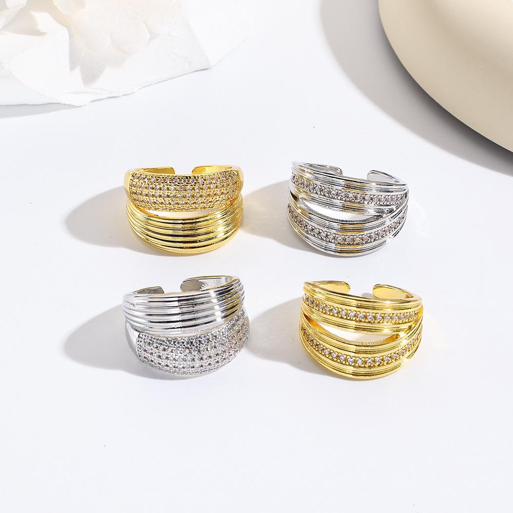 18k Gold-Plated Unisex Double Layer Open Ring with Hip-Hop Line Pattern Adjustable
18k Gold-Plated Unisex Double Layer Open Ring with Hip-Hop Line Pattern Adjustable