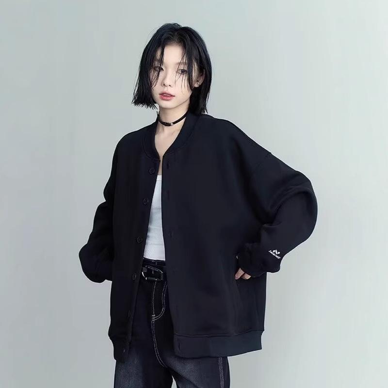 Women s Casual Grey Cardigan Sweatshirt, Spring/Autumn 2024 - Versatile, Slimming, and Loose-fit Lazy Style Top. L
Women s Casual Grey Cardigan Sweatshirt, Spring/Autumn 2024 - Versatile, Slimming, and Loose-fit Lazy Style Top. L