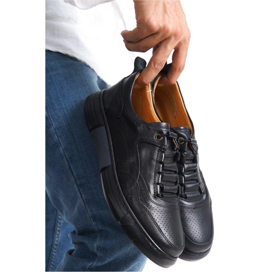 Мужская повседневная спортивная обувь из натуральной кожи 40 чёрный
Мужская повседневная спортивная обувь из натуральной кожи 40 чёрный