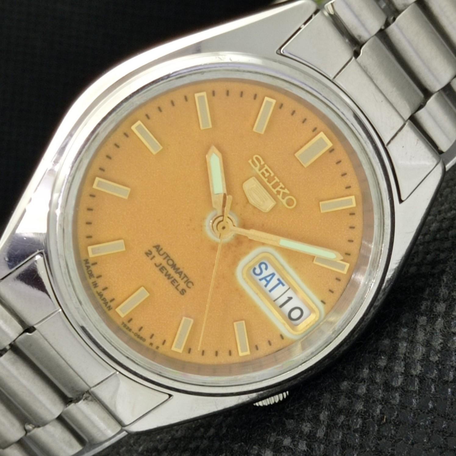 Б/У винтажные мужские часы SEIKO 5 AUTO 7S26A из Японии с оригинальным циферблатом 608a-a315152-9 SKU608a-a315152
Б/У винтажные мужские часы SEIKO 5 AUTO 7S26A из Японии с оригинальным циферблатом 608a-a315152-9 SKU608a-a315152