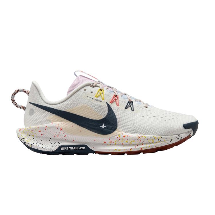 Nike Pegasus Trail 5 Summit White Armory Navy женские кроссовки кремовые футбольно-серые розовые-пена DV3865-102 38
Nike Pegasus Trail 5 Summit White Armory Navy женские кроссовки кремовые футбольно-серые розовые-пена DV3865-102 38