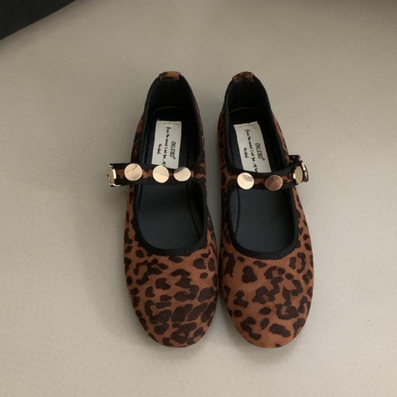 Bailamos Women Flat Bottom Ballet Shoes Female 2025 Band Retro Shallow Mouth Women s Shoes Mujer 35
Bailamos Women Flat Bottom Ballet Shoes Female 2025 Band Retro Shallow Mouth Women s Shoes Mujer 35