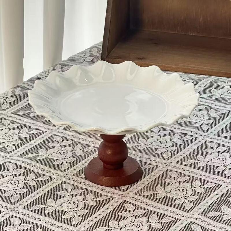 Ru Han Vintage Ceramic Serving Tray
Ru Han Vintage Ceramic Serving Tray