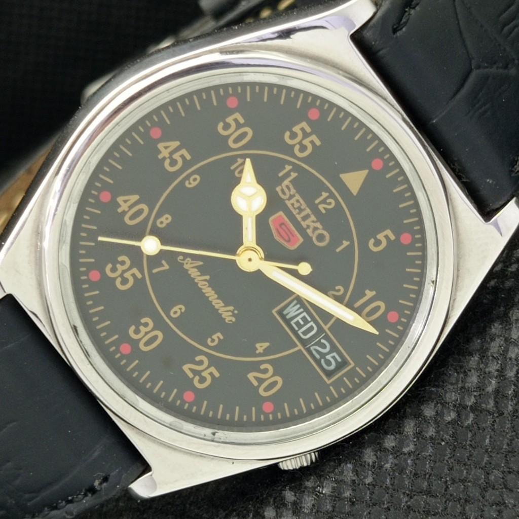 USED VINTAGE SEIKO 5 AUTOMATIC 7019A JAPAN MENS D/D BLACK WATCH 594a-a311682-9 SKU594a-a311682
USED VINTAGE SEIKO 5 AUTOMATIC 7019A JAPAN MENS D/D BLACK WATCH 594a-a311682-9 SKU594a-a311682