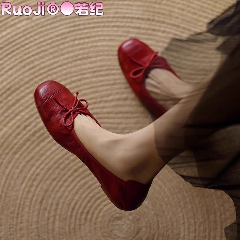Ruoji temperament leather French retro bow soft flat ballet shoes grandma single shoes women s spring and summer new 40 бордовый
Ruoji temperament leather French retro bow soft flat ballet shoes grandma single shoes women s spring and summer new 40 бордовый