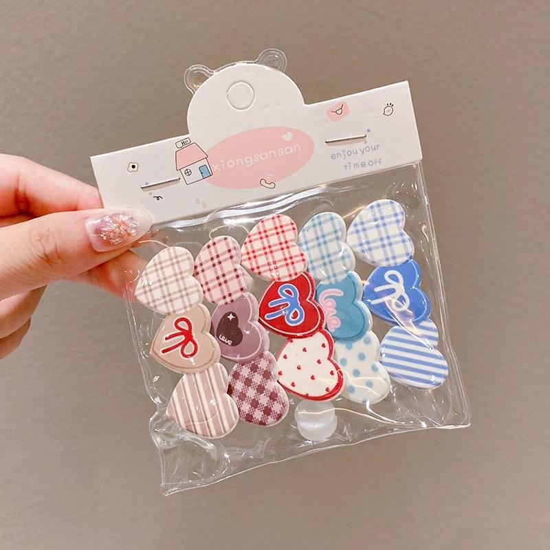 5Pcs Clip-On Seamless Hair Clip Cute Heart-Shaped Sweet Hair Accessories For Women Fashionable Hairpin Fragile Hair Clip
5Pcs Clip-On Seamless Hair Clip Cute Heart-Shaped Sweet Hair Accessories For Women Fashionable Hairpin Fragile Hair Clip