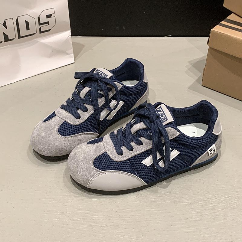 Mesh breathable German training shoes women s 2025 new summer versatile flat-bottomed mango head ugly cute leisure sports Forrest Gump shoes 40 синий
Mesh breathable German training shoes women s 2025 new summer versatile flat-bottomed mango head ugly cute leisure sports Forrest Gump shoes 40 синий